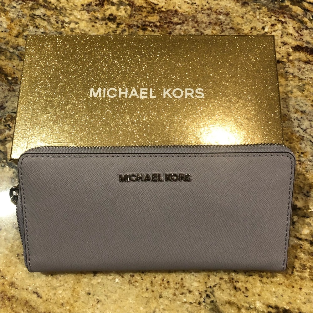 Michael Kors Wallet - New